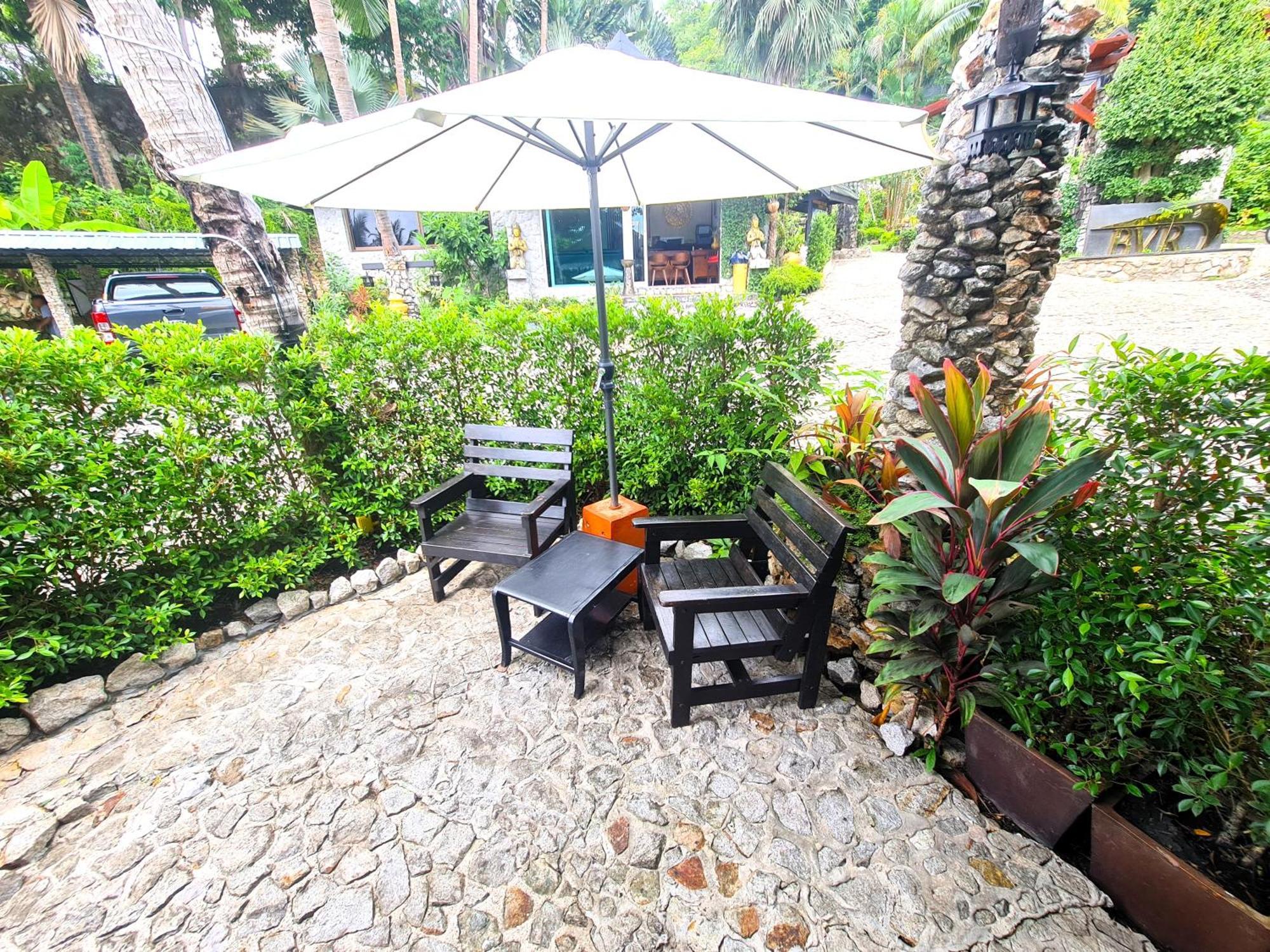 Boomerang Village Resort Kata Exterior photo