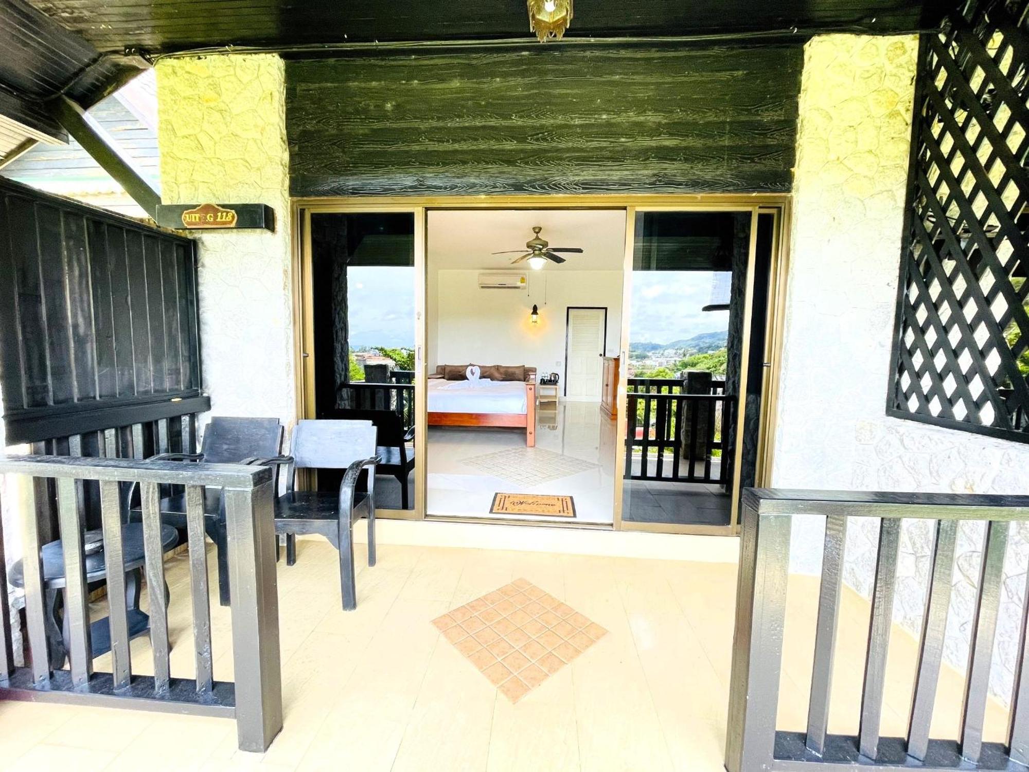 Boomerang Village Resort Kata Exterior photo