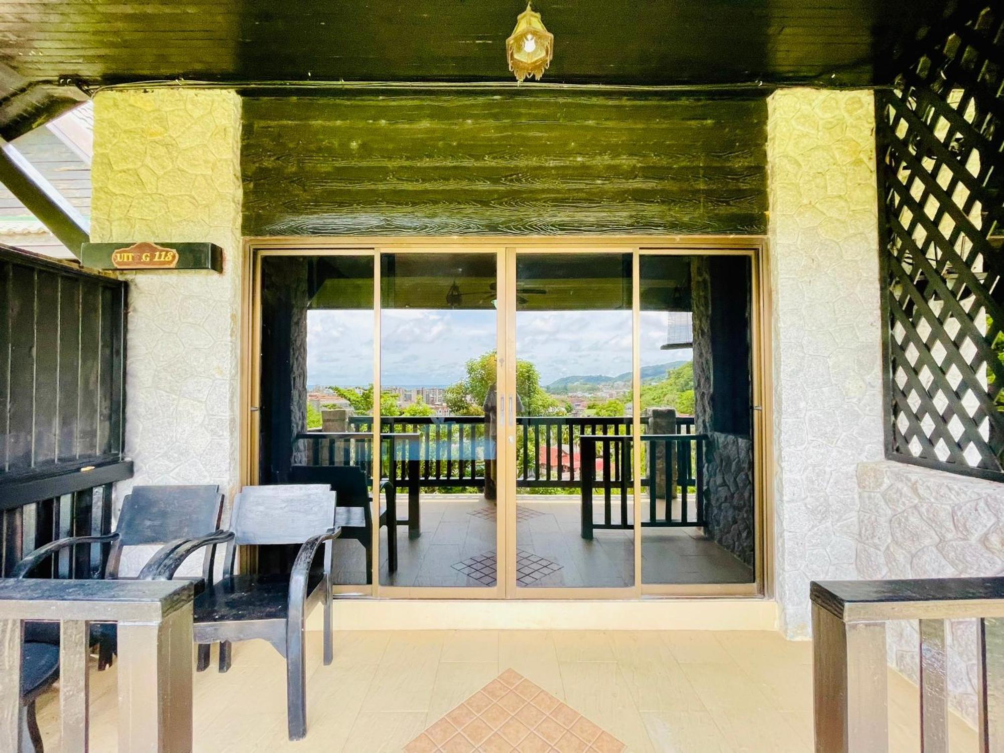 Boomerang Village Resort Kata Exterior photo